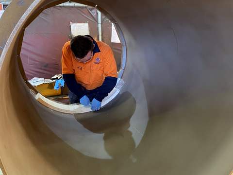 Interiores de cono y tambor revestidos de cerámica